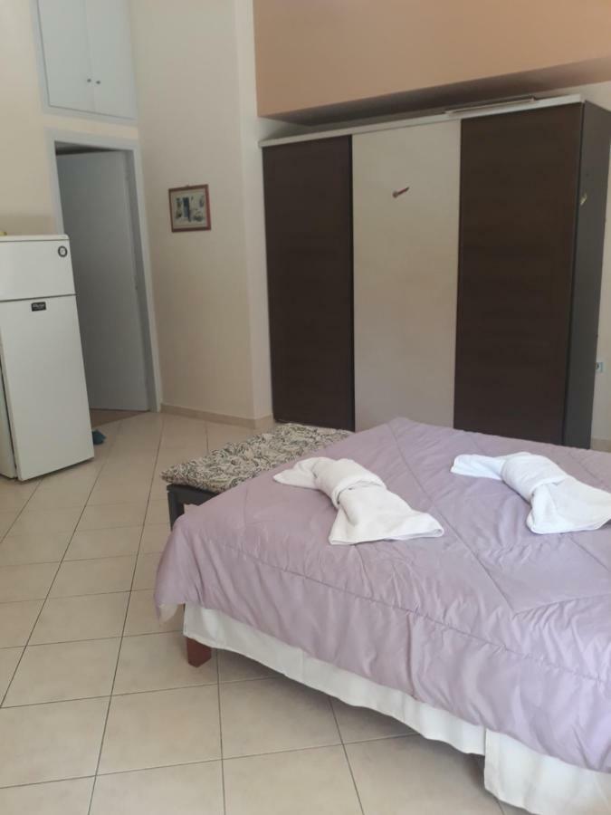 Cozy Apartment In The Center Of Aighion Achaia - Ground Floor - Ισόγειο Στουντιο Эйон Экстерьер фото
